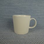 Iittala Teema muki 0, l valkoinen tarraton.