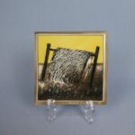 Arabia Matto tuulettuu seinälaatta 12x12 cm Hlejä Liukko-Sundström.
