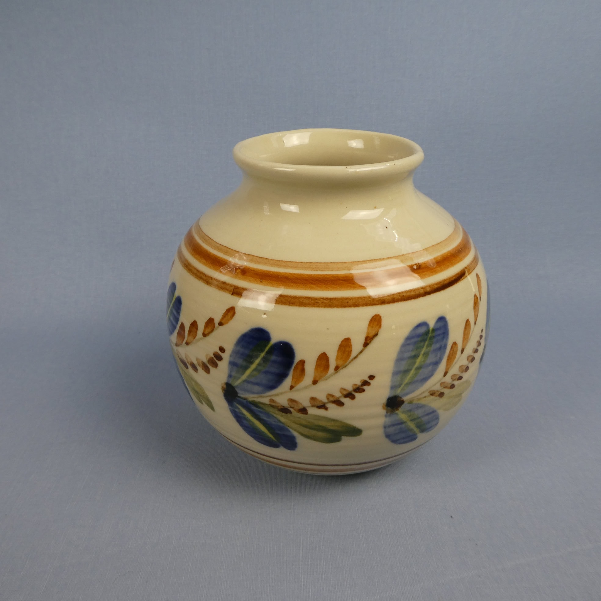 Arabia ARA maljakko/Ruukku kork. 13 cm.