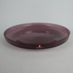 Iittala i-lasi lautanen 22 cm lila.