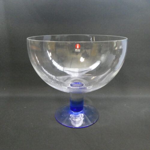 Iittala Mondo tarjoilumalja 270 cl sininen.
