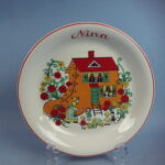 Arabia Satukenkä lasten lautanen Nina.