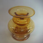 Riihimäen lasi Tornado maljakko amber.