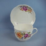 Arabia Teekuppi kukkia Z-malli 20-luku.