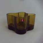 Iittala Aalto kynttilälyhty 55 mm oliivi.