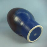 Arabia Maljakko sinimusta Anja Jaatinen.