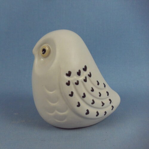 Punainen paja Pöllöpilli valkoinen.