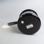 Muurla Emalikasari musta.