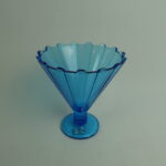 Nuutajärven lasi Tuttifrutti jäätelömalja vaaleansininen.