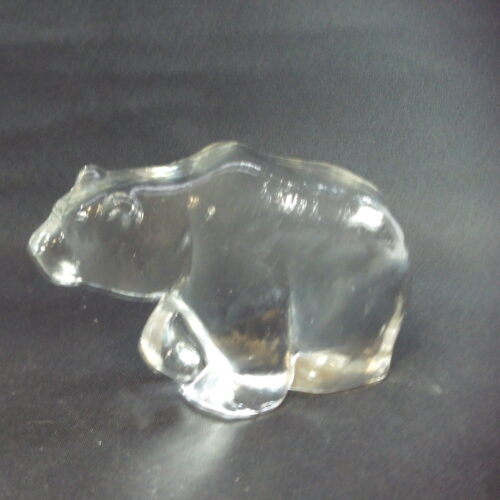 Humppilan lasi Villi kuningaskunta Igor karhu.