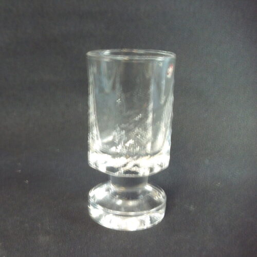 Iittala Kalinka snapsilasi 5 cl jalallinen.