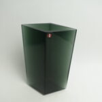 Iittala Ruutu maljakko 180 mm harmaa.