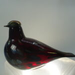 Nuutajärven lasi Rubiinilintu Oiva Toikka.