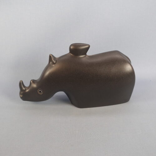 Arabia Carmen sarvikuono figuuri.