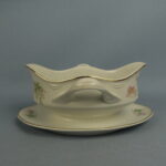 Arabia Koiranruusu kastikeastia FQ-malli.