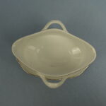 Arabia Koiranruusu kastikeastia FQ-malli.