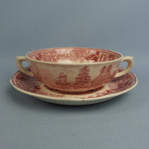 Arabia Maisema liemikulho lautasella punainen.