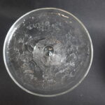 Nuutajärven lasi Rosita jalallinen tarjoilulautanen.