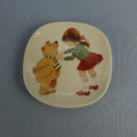 Arabia Uppo-Nalle seinälautanen 12 cm SPR.