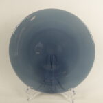 Arabia Oma lasilautanen 22 cm mustikansininen.