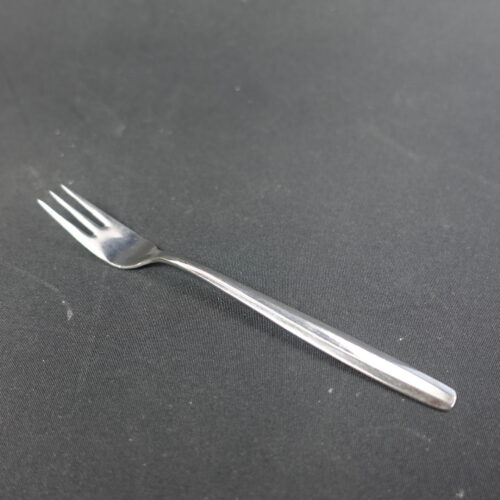 Hackman Jälkiruokahaarukka 15,8 cm.