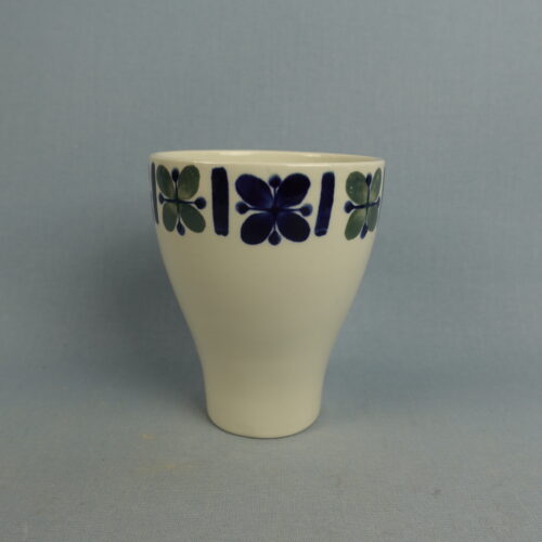 Arabia Katrilli munakuppi/pikari RS-malli.