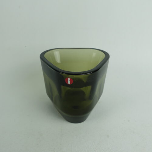Iittala Tris kynttilälyhty sammaleenvihreä.