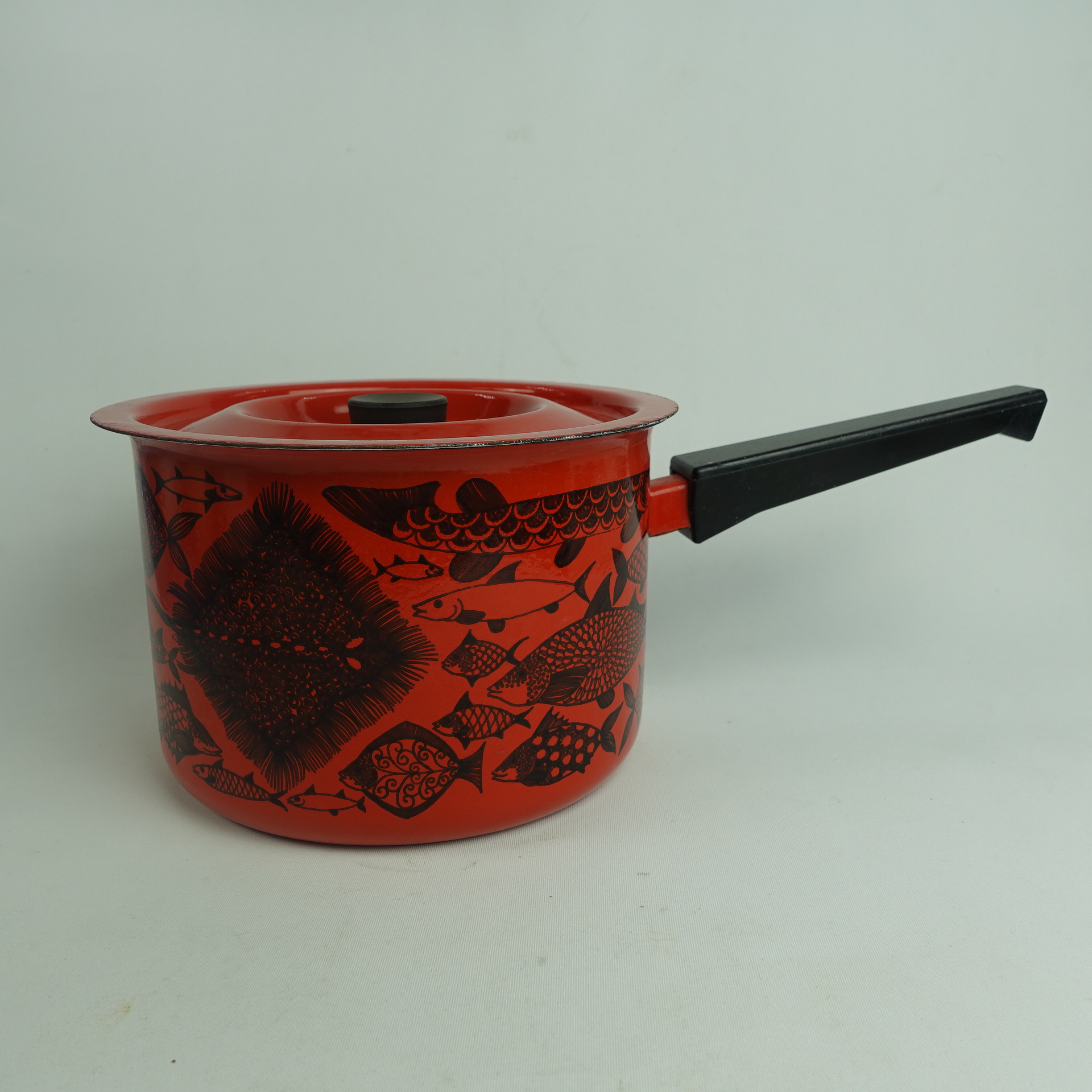 Finel Neptun Enamel Pot 1.8 l red